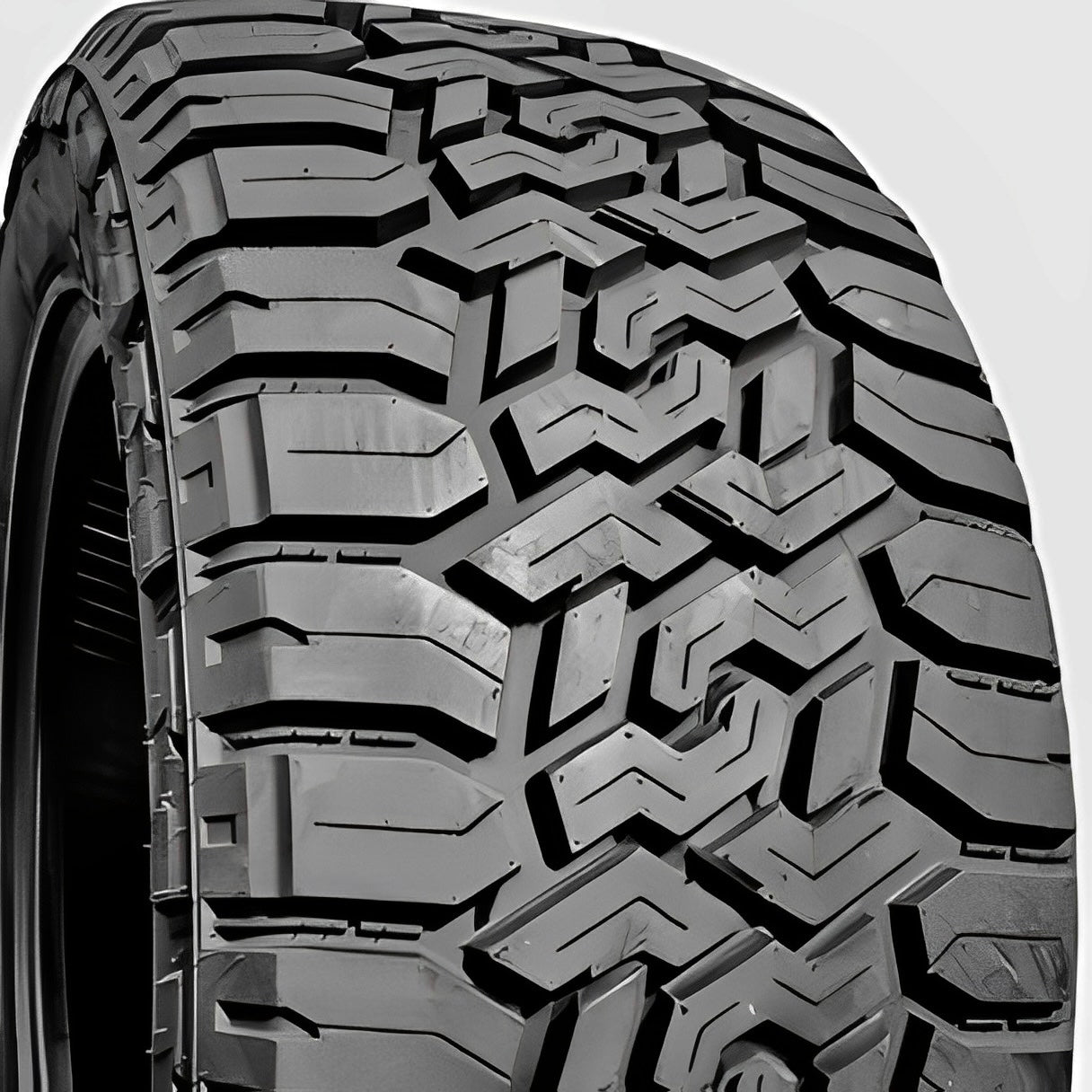 Landgolden LGT97 RT 33X12.50R22 114Q F (12-Ply) LT
