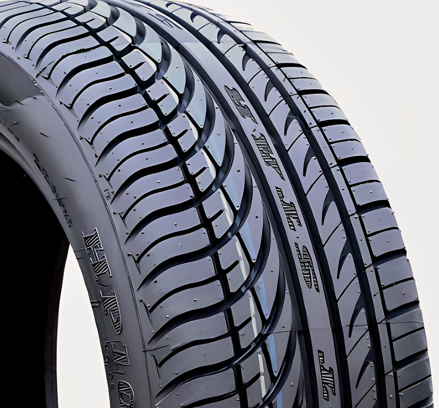 Fullway HP108 245/30R20 ZR 95W XL