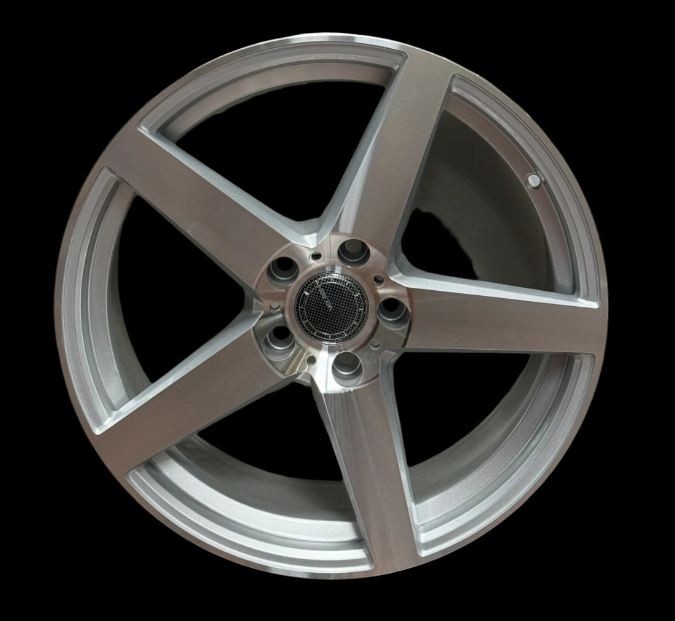Velsen 532 Wheel 18X8 5X114.3 Silver Machined 38mm